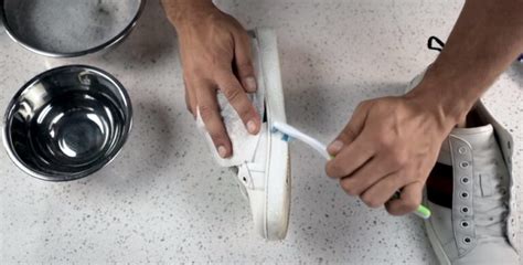 Gucci shoes cleaner